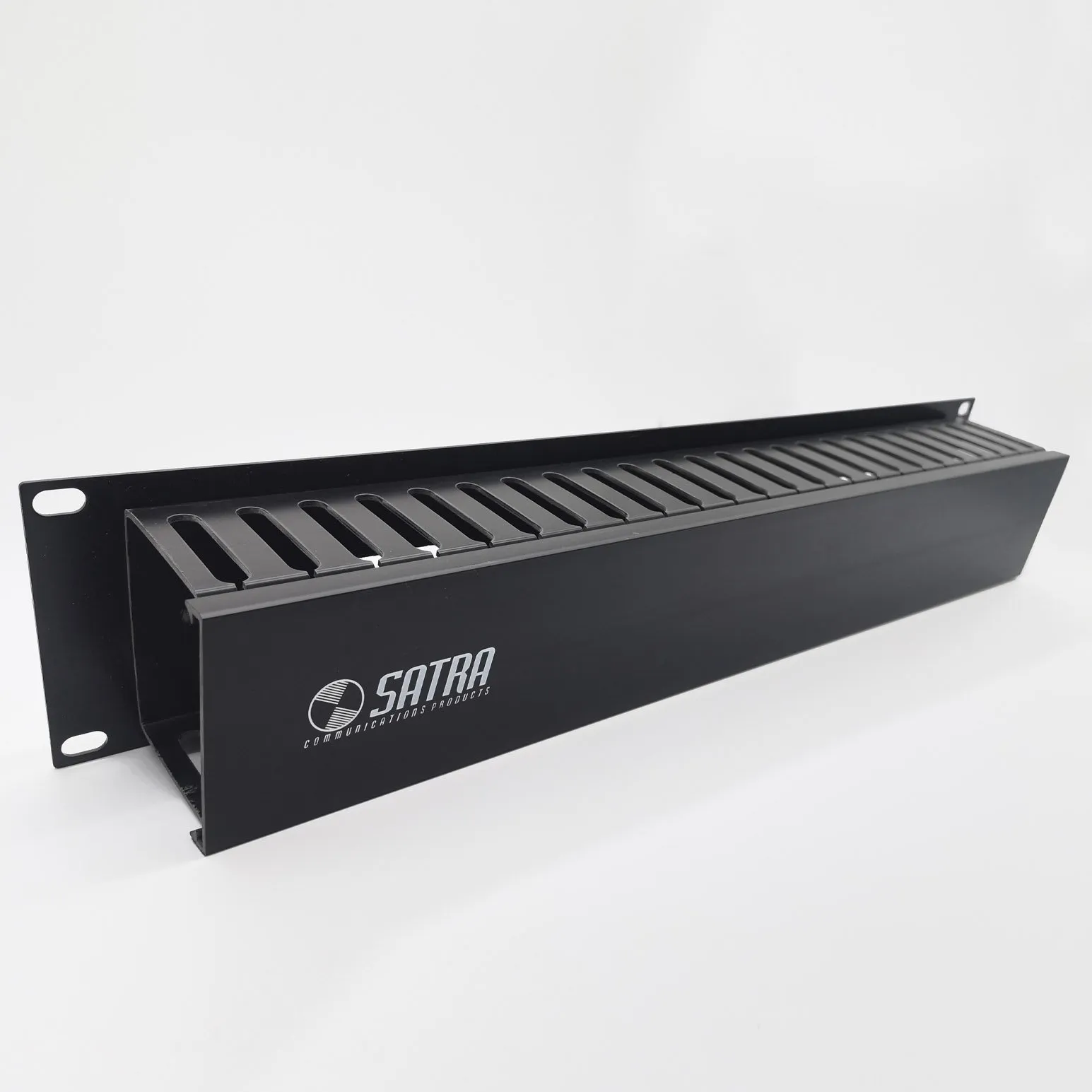 Organizador Horizontal con Tapa 1RU Satra
